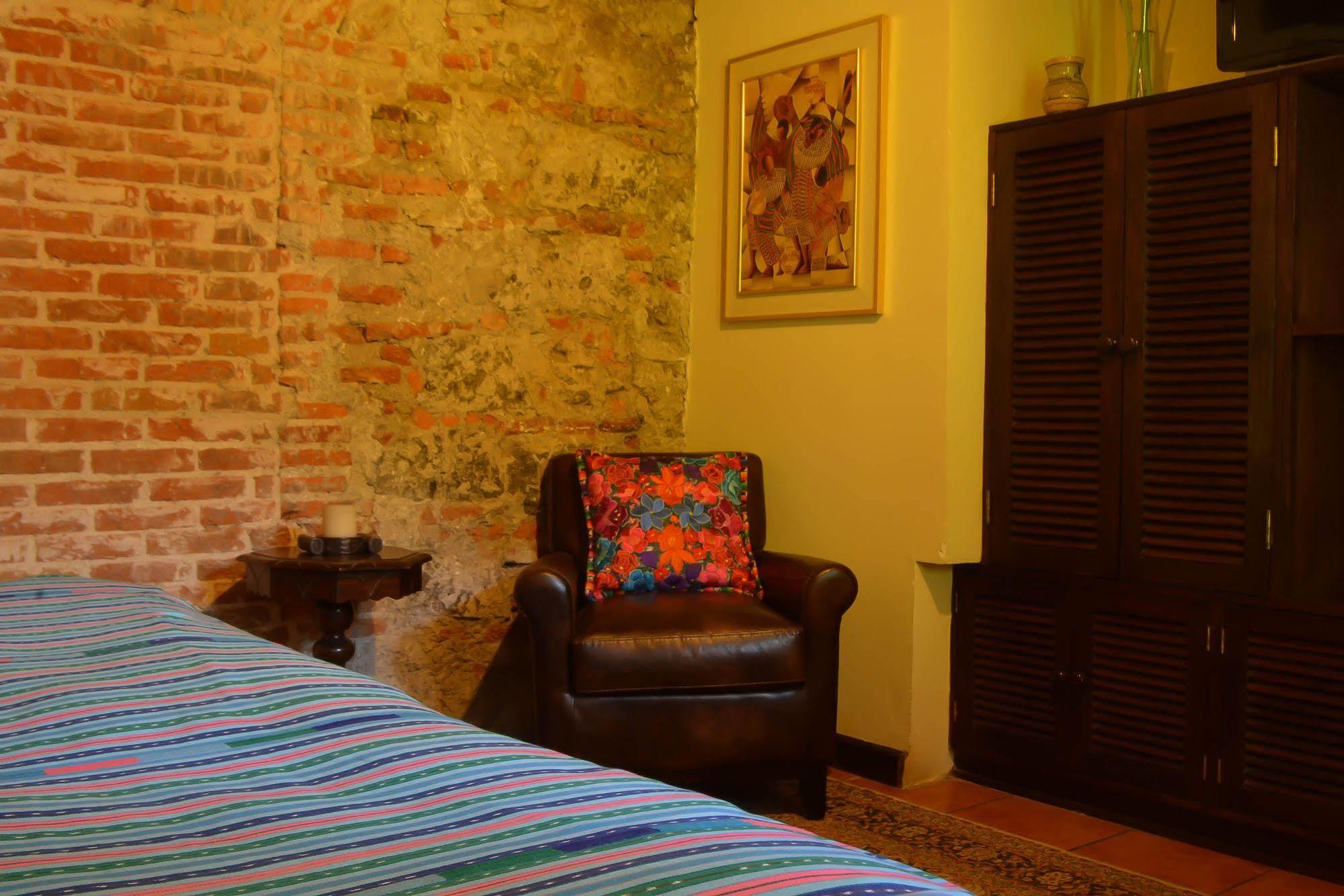 Hotel Sor Juana Antigua Eksteriør bilde